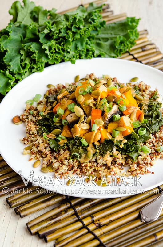 Steamed butternut squash, kale and quinoa topped with a Southwestern tahini sauce and pepitas. A wholesome, plant-based dinner that never fails to hit the spot.