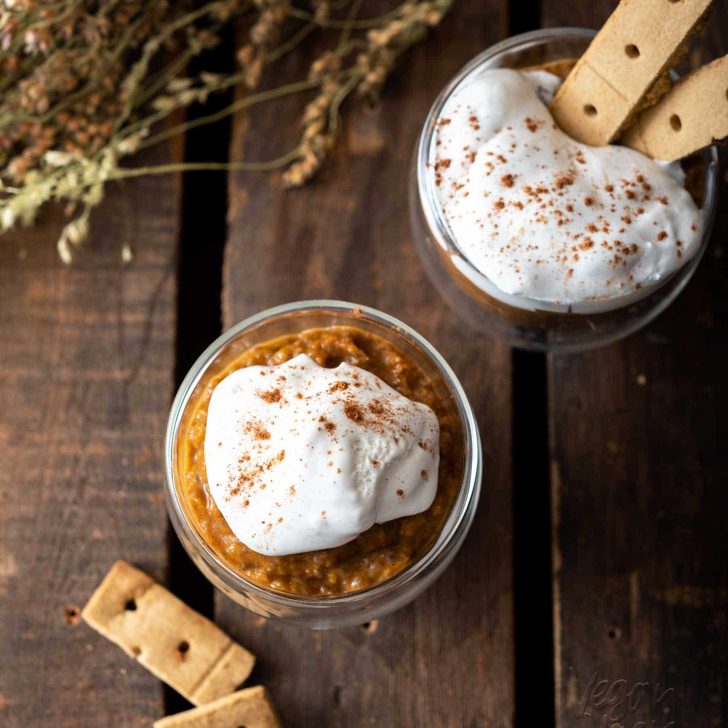 Pumpkin pie chia pudding - simple, satisfying, delicious and made with whole ingredients! #vegan #glutenfree #soyfree