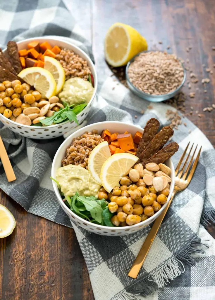 Vegan Fall Farro Protein Bowl - Healthy, filling, easy and delicious! @VeganYackAttack