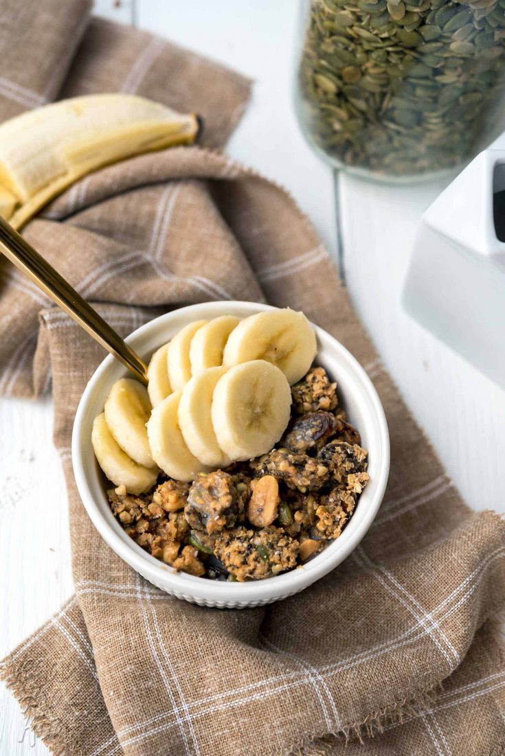 This snack is anything but boring! Peanut butter + Jelly (golden raisins) + buckwheat = PB&J Buckwheat Granola, that's oil-free and gluten-free.
